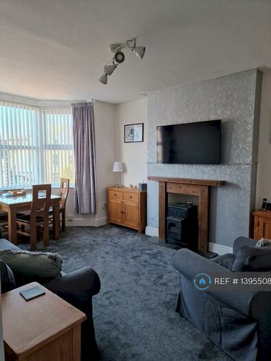 5 Bedroom Flat To Rent In Mostyn Avenue, Llandudno, LL30