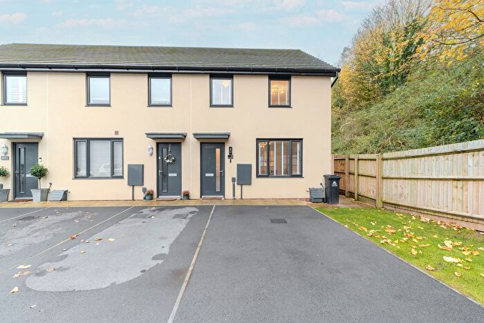 3 Bedroom End Terrace House For Sale In Whitecliffe View, Chepstow, NP16