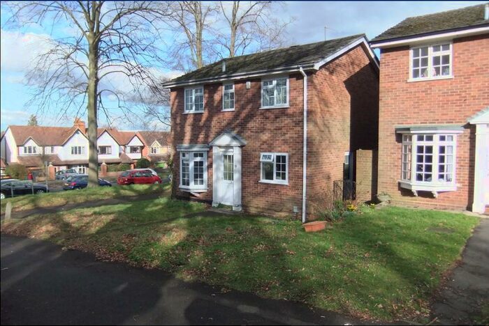 4 Bedroom Detached House To Rent In Whitby Drive, Reading, Berkshire, RG1