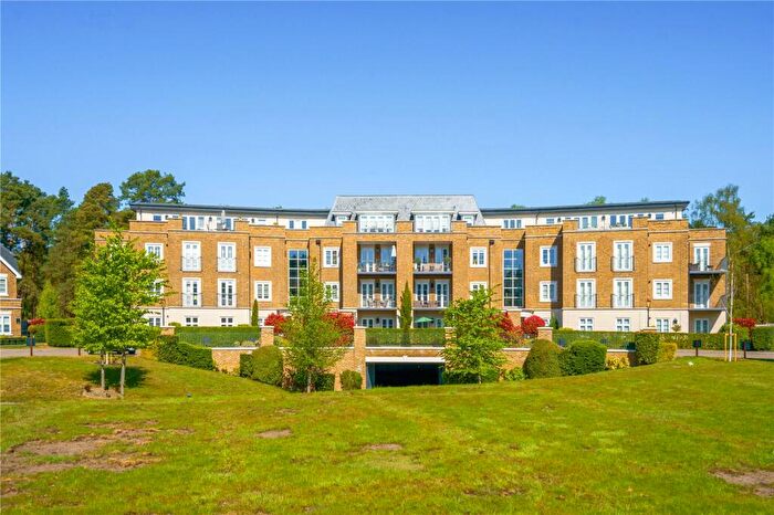 2 Bedroom Apartment For Sale In Kingswood, Ascot, Berkshire, SL5