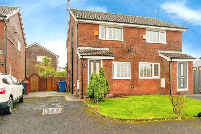 2 Bedroom Semi-Detached House For Sale In Grassington Drive, Burnley, Lancashire, BB10
