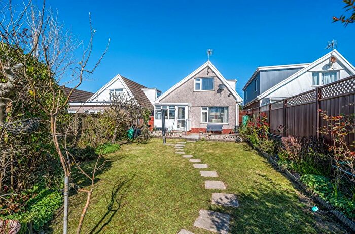 3 Bedroom Detached House For Sale In Pantydwr, Three Crosses, Swansea, SA4