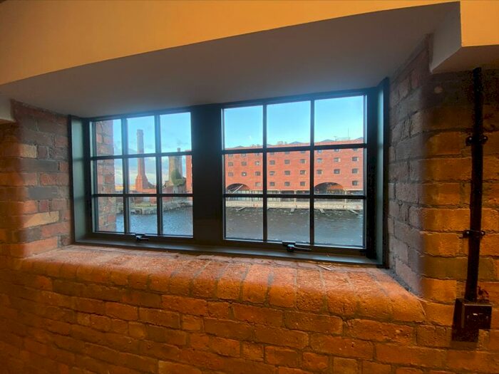 2 Bedroom Apartment To Rent In Tobacco Warehouse, L3