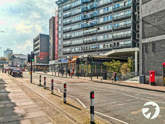 2 Bedroom Flat To Rent In Calderwood Street, London, SE18