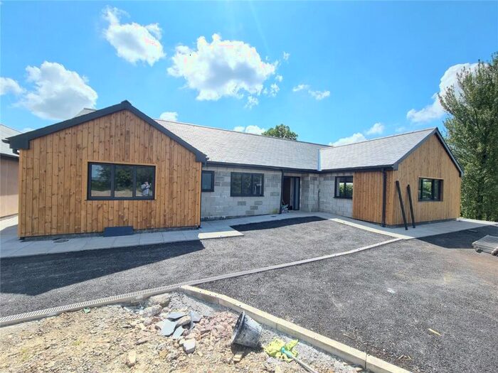 4 Bedroom Bungalow For Sale In South Molton, Devon, EX36