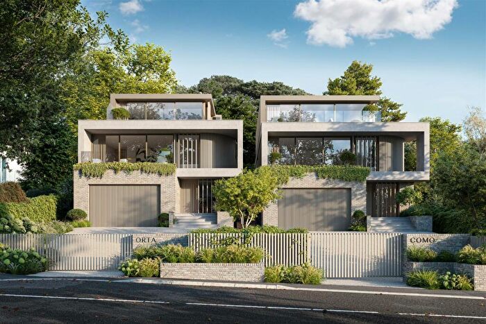 4 Bedroom Detached House For Sale In Brudenell Avenue, Sandbanks, BH13