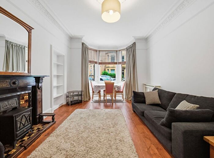 2 Bedroom Flat To Rent In Mertoun Place, Polwarth, Edinburgh, EH11