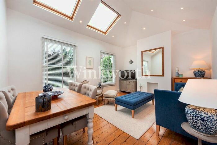 2 Bedroom Flat To Rent In Coningsby Road, London, N4