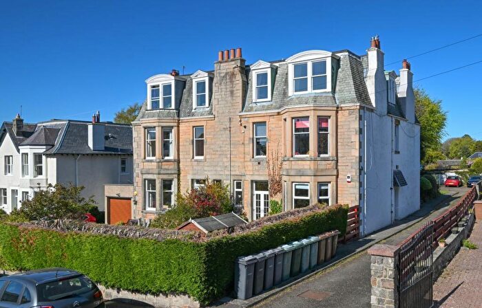 2 Bedroom Flat To Rent In Dreghorn Loan, Edinburgh, EH13