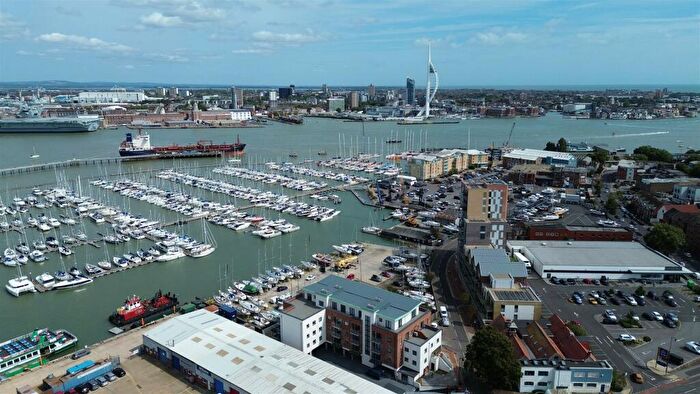 1 Bedroom Flat To Rent In Mumby Road, Gosport, PO12