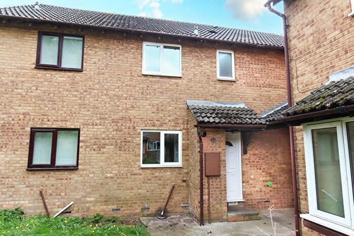 2 Bedroom End Of Terrace House For Sale In Senwick Drive, Wellingborough, NN8