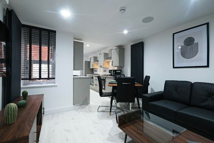 1 Bedroom House To Rent In Moor Street, Lincoln, LN1