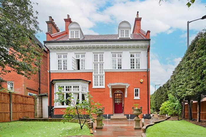 5 Bedroom Detached House For Sale In Peterborough Road, Harrow On The Hill, Harrow, HA1