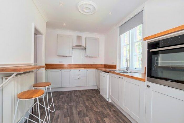 2 Bedroom Flat To Rent In Nunnery Lane, York, YO23