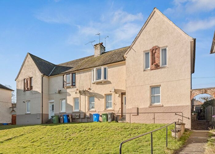 2 Bedroom Flat For Sale In George Street, Dunblane, FK15