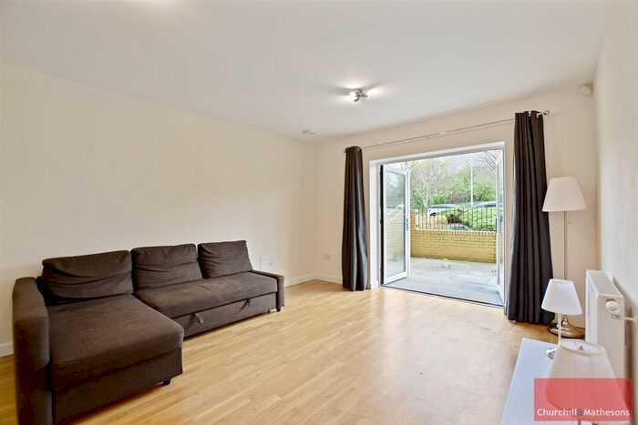 1 Bedroom Flat To Rent In Falcondale Court, Lakeside Drive, NW10