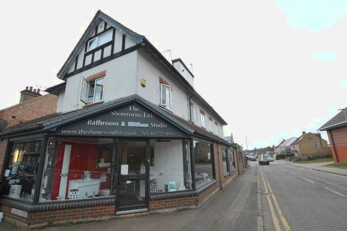 1 Bedroom Flat To Rent In Castle Road, St Albans, AL1