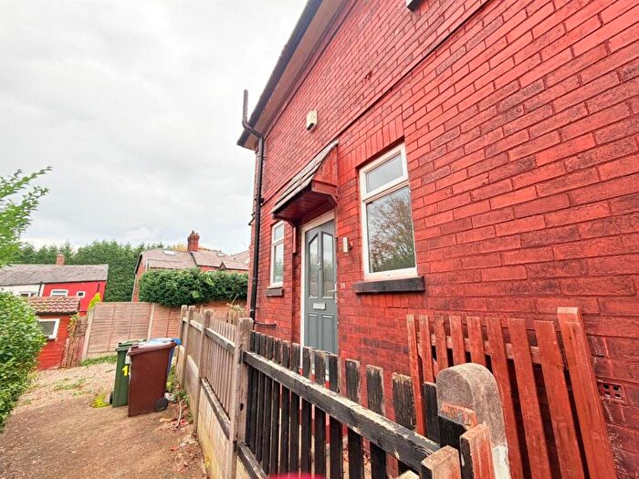 2 Bedroom Semi Detached House For Sale In Saxon Avenue, Dukinfield, SK16