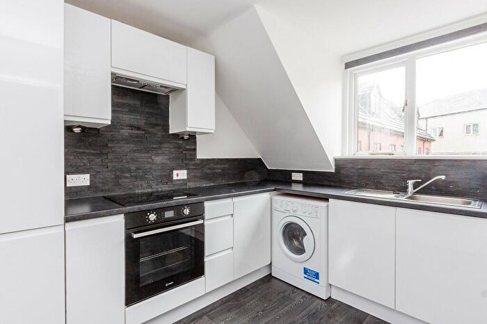 1 Bedroom Flat To Rent In Highgrove Court, Rushden, NN10