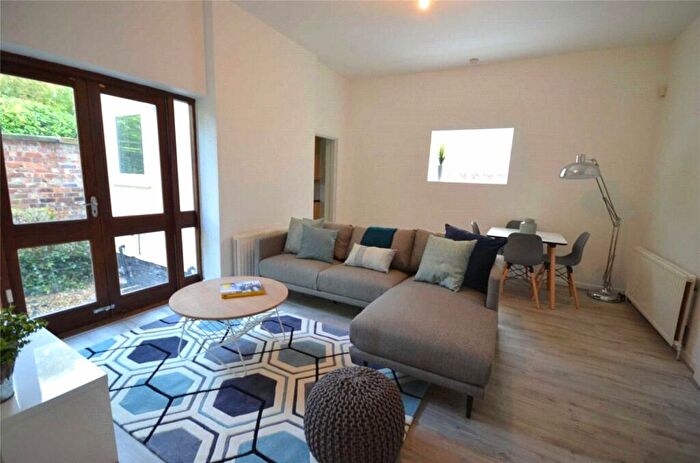 2 Bedroom Apartment To Rent In Ivy Mews, West Didsbury, Manchester, M20