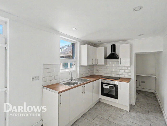 4 Bedroom Semi-Detached House To Rent In Wyndham Street, Treorchy, CF42