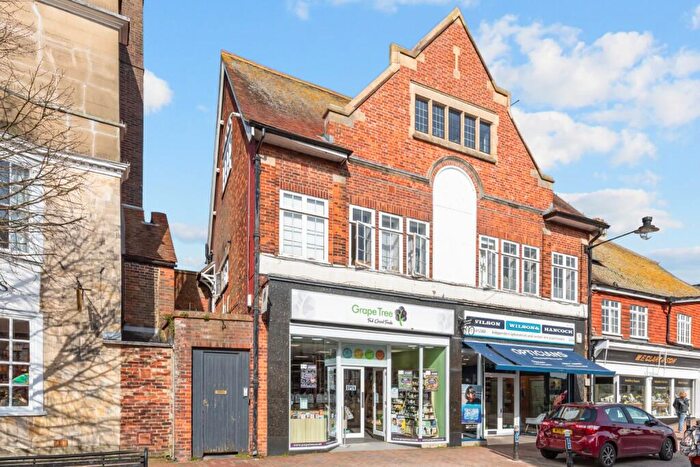 2 Bedroom Flat For Sale In High Street, Lewes, East Sussex, BN7