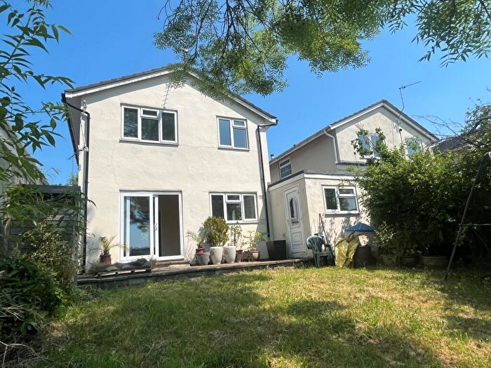 4 Bedroom House To Rent In St. Johns Close, Aberford, Leeds, LS25