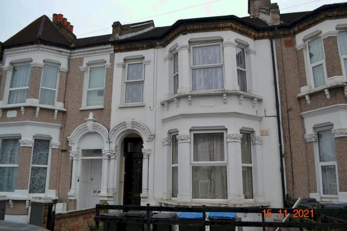 2 Bedroom Flat To Rent In Gonville Road, Thornton Heath, London CR7