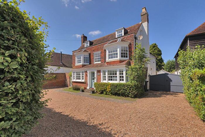 5 Bedroom Detached House For Sale In The Street, Mereworth, ME18