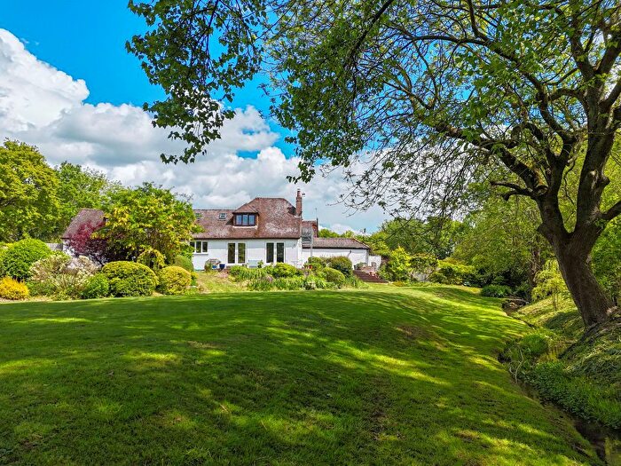 4 Bedroom Semi-detached House For Sale In Lukes Lane, Gubblecote, Tring, HP23