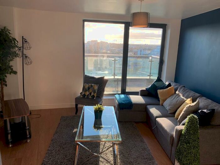 2 Bedroom Property To Rent In Skyline, St Peters Street, LS9