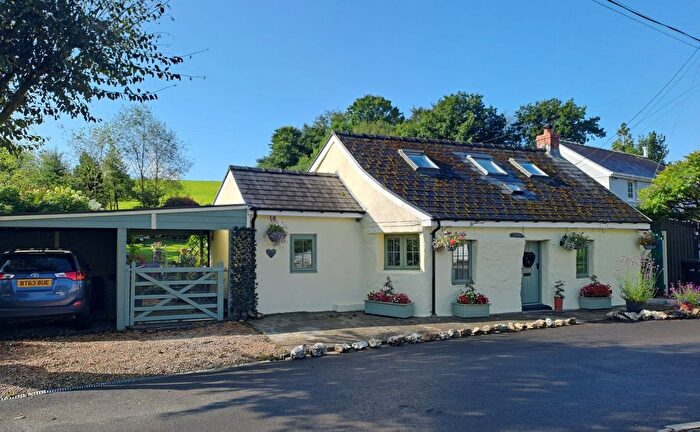 2 Bedroom Cottage For Sale In Pencader, SA39