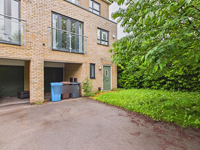 4 Bedroom Terraced House To Rent In Meadow Road, Salford, Manchester, M7