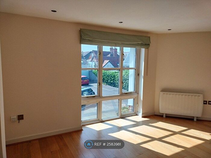 2 Bedroom Terraced House To Rent In Roundhouse Mews, Lymington, SO41