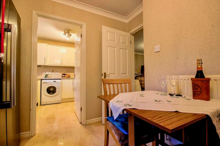 3 Bedroom Detached House For Sale In Ynys-Y-Coed, Oakdale, NP12