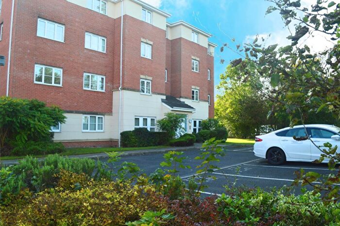 2 Bedroom Flat For Sale In Ledgard Avenue, Leigh, WN7