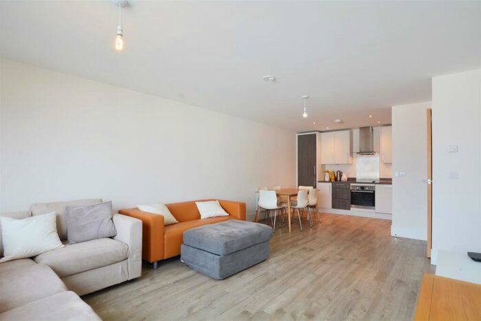 2 Bedroom Apartment To Rent In The Summit, Upper Terrace Road, BH2