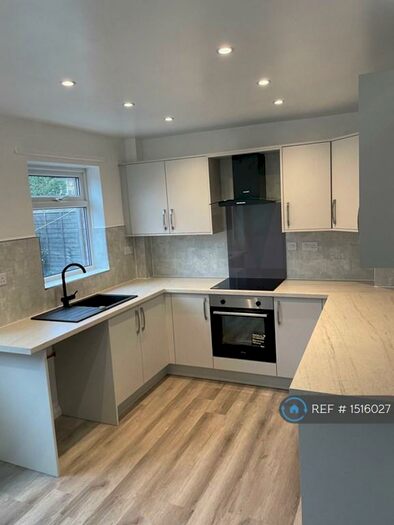 3 Bedroom Semi-Detached House To Rent In Maple Court, Yaxley, Peterborough, PE7