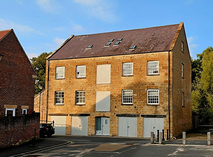 2 Bedroom Maisonette For Sale In Thread Mill Lane, Pymore, Bridport, DT6