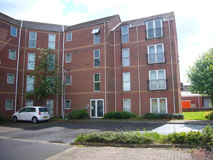 2 Bedroom Flat To Rent In Apartment, Block, School Court, Goole, DN14