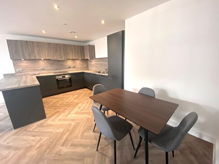 2 Bedroom Property To Rent In Heaton House Lofts, Birmingham, B1