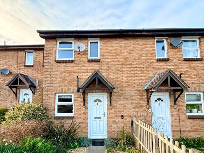 2 Bedroom Terraced House For Sale In Fennel Gardens, Lymington, SO41