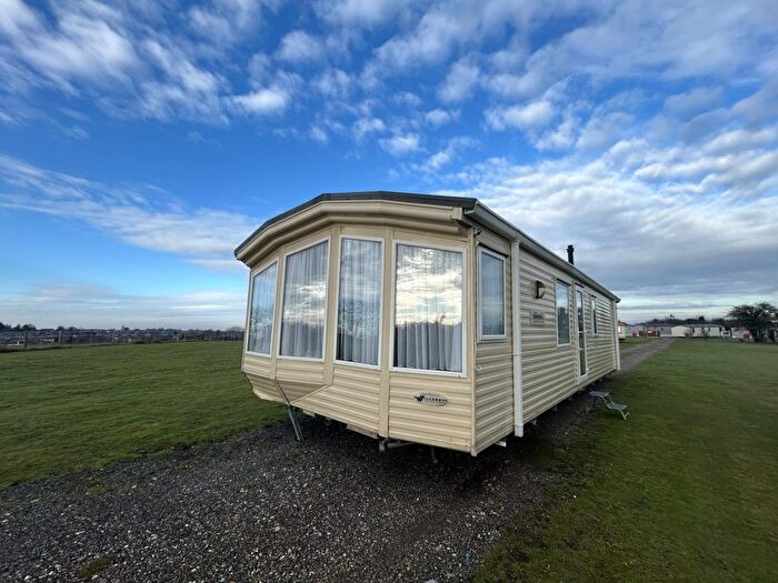 2 Bedroom Park Home For Sale In Plough Road, Minster On Sea, Sheerness, ME12