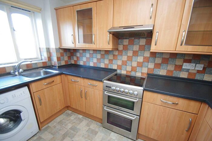 1 Bedroom Flat To Rent In Scammell Way, Watford, WD18