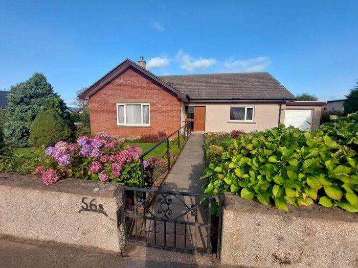 3 Bedroom Bungalow For Sale In Blackiemuir Avenue, Laurencekirk, AB30