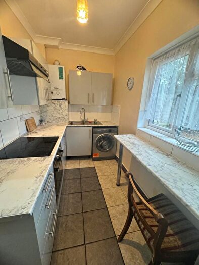 1 Bedroom Maisonette To Rent In Norton Road, Wembley, HA0