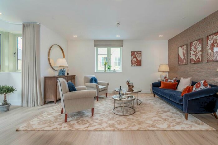 3 Bedroom Retirement Property For Sale In Juniper Grange, Siddington, Cirencester, GL7