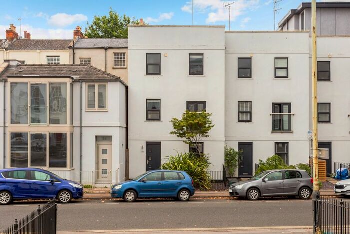 4 Bedroom End Of Terrace House To Rent In Rodney Road, Cheltenham, GL50
