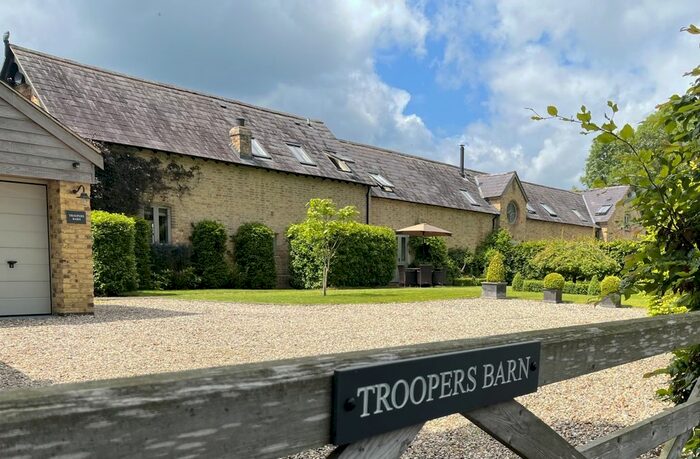 3 Bedroom Barn Conversion To Rent In Red Lion Court, Warwick Road, Kineton, Warwick, CV35