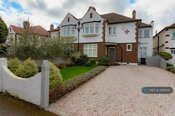 5 Bedroom Semi-Detached House To Rent In Burbage Road, London, SE24